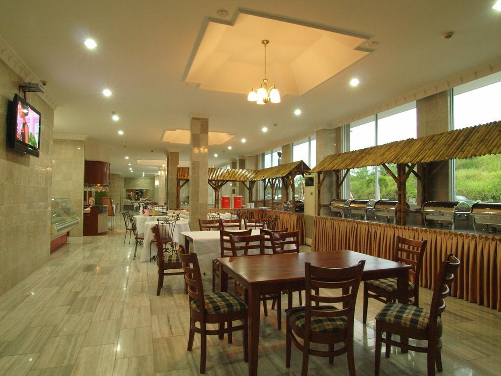Jeruton Hotel Kampong Jerudong Exteriör bild